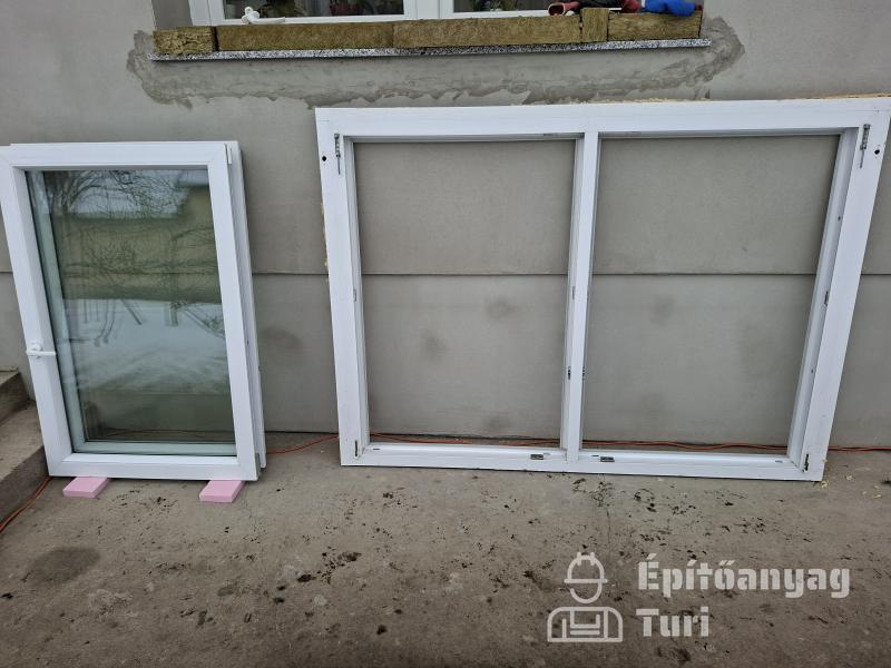 Kétszárnyú, műanyag, két rétegű, bukó-nyíló ablak