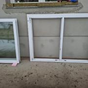 Kétszárnyú, műanyag, két rétegű, bukó-nyíló ablak