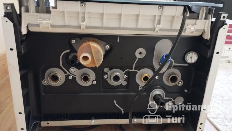 Ariston Genus One System 24 kW kondenzációs kazán rendszer