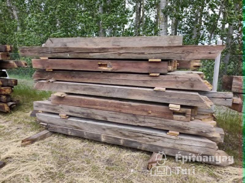Bontott faanyag vörösfenyő