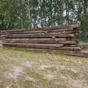 Bontott faanyag vörösfenyő